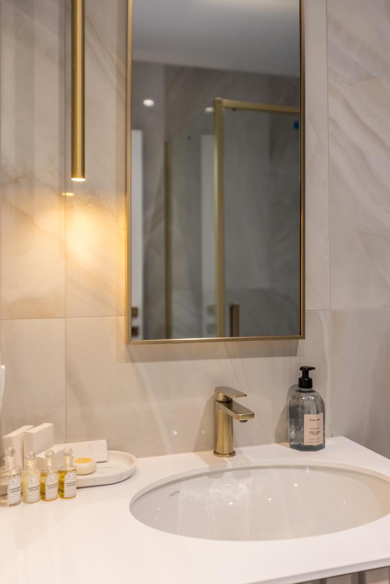 Split Finest Suite 2 外观 照片